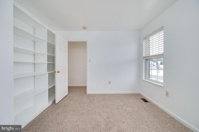 10 CHESTERWOOD CIR, Reading, PA 19607