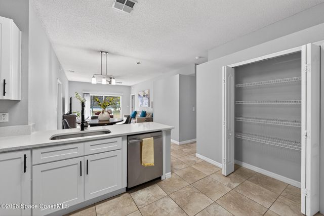 1850 Emerald Green Circle, Oviedo, FL 32765