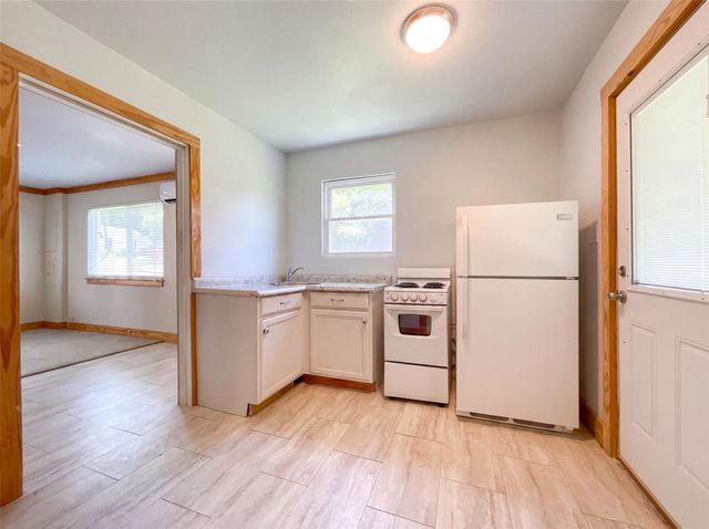 70 Rustling Oaks Street, Coldspring, TX 77331