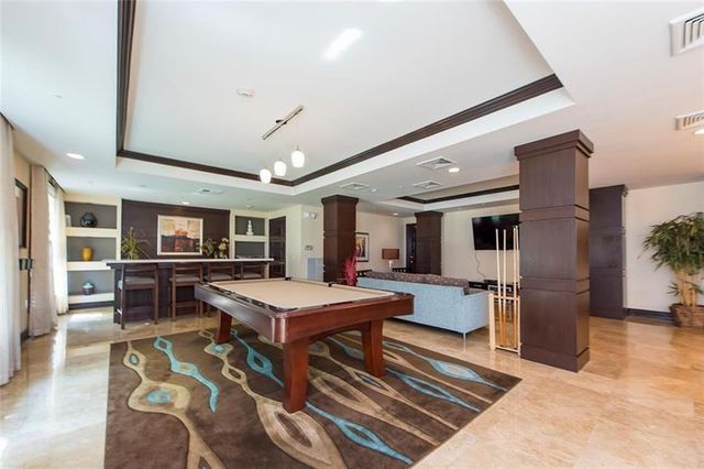 2421 NE 65th Street 408, Fort Lauderdale, FL 33308