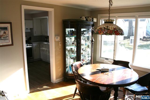 77 Donald Place, Waldwick, NJ 07463