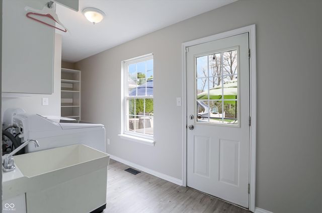 11097 Desert Glen Drive, Fishers, IN 46037