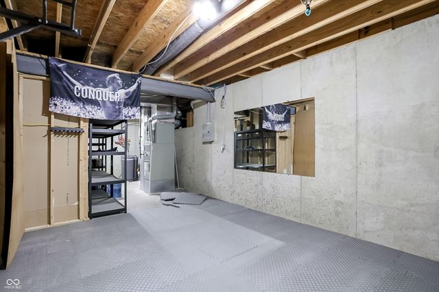 11097 Desert Glen Drive, Fishers, IN 46037