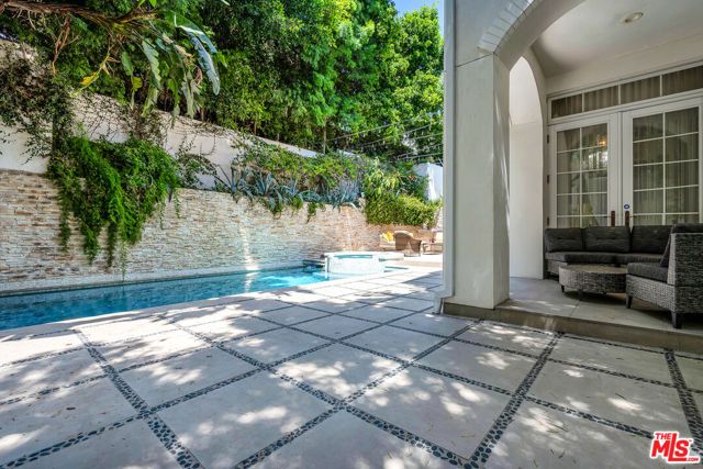 851 Devon Avenue, Los Angeles, CA 90024
