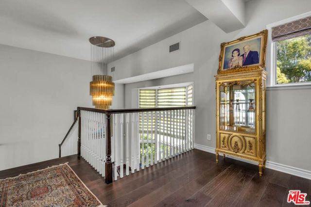 851 Devon Avenue, Los Angeles, CA 90024