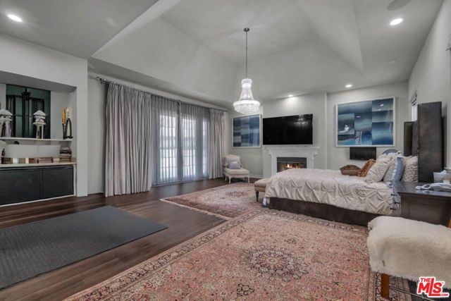 851 Devon Avenue, Los Angeles, CA 90024