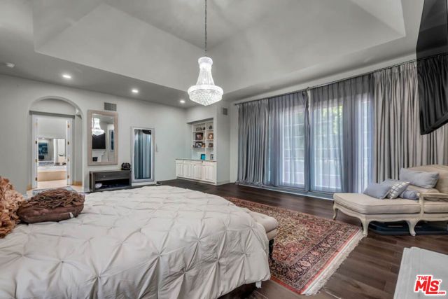 851 Devon Avenue, Los Angeles, CA 90024