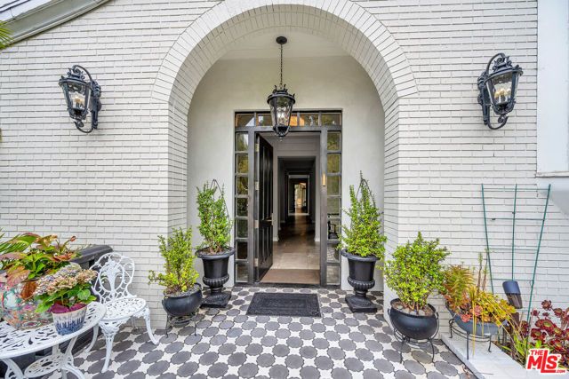 851 Devon Avenue, Los Angeles, CA 90024