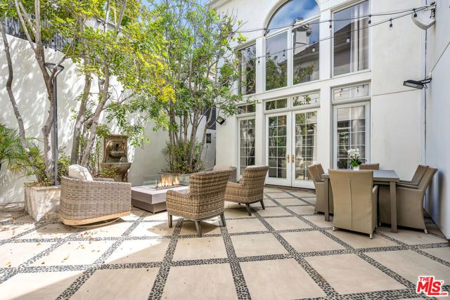 851 Devon Avenue, Los Angeles, CA 90024