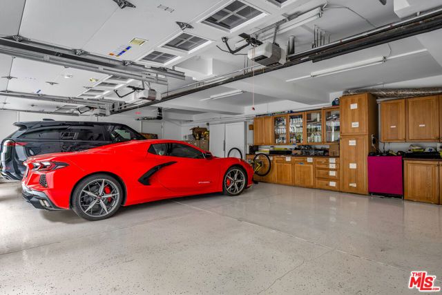 851 Devon Avenue, Los Angeles, CA 90024