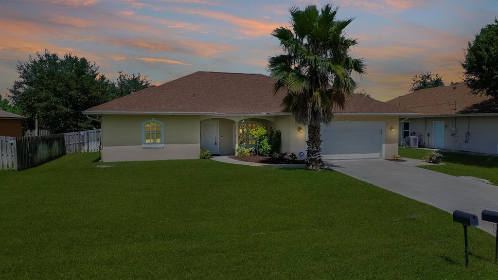 3342 SW Ludlow Street, Port St. Lucie, FL 34953