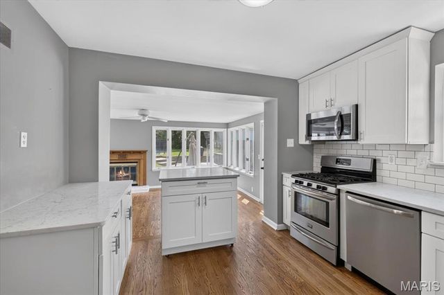 7324 Northmoor Drive, St Louis, MO 63105