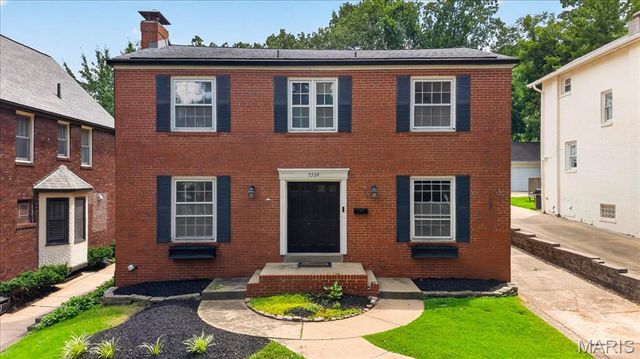 7324 Northmoor Drive, St Louis, MO 63105