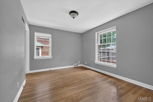 7324 Northmoor Drive, St Louis, MO 63105