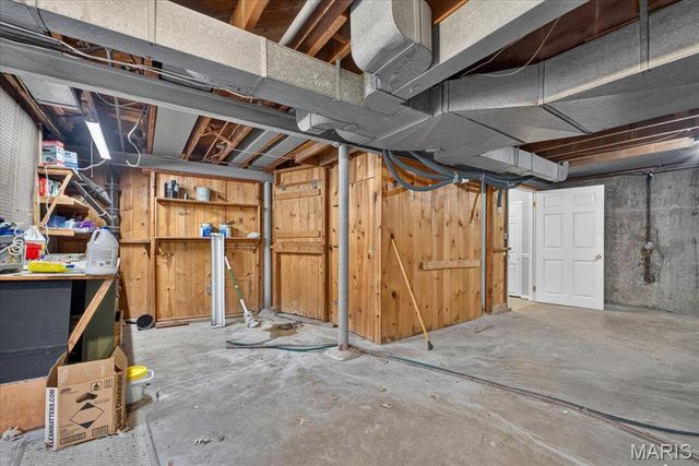 7324 Northmoor Drive, St Louis, MO 63105