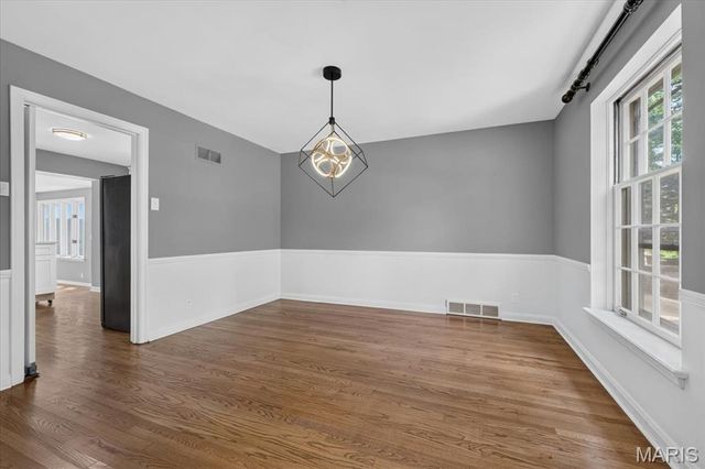 7324 Northmoor Drive, St Louis, MO 63105