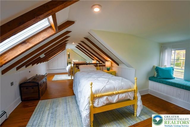 52 River Road, Tinicum Twp, PA 18947