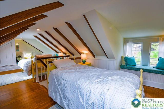 52 River Road, Tinicum Twp, PA 18947