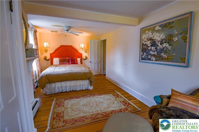 52 River Road, Tinicum Twp, PA 18947