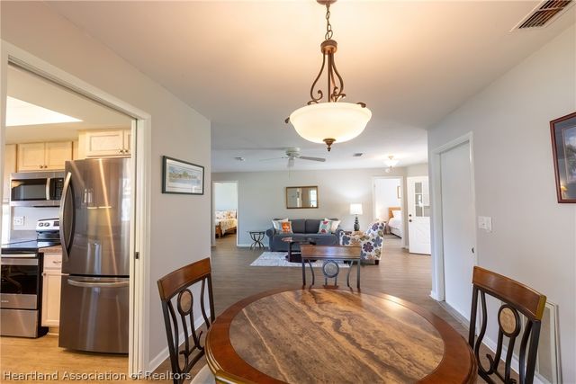 247 Brentwood Drive N, Lake Placid, FL 33852