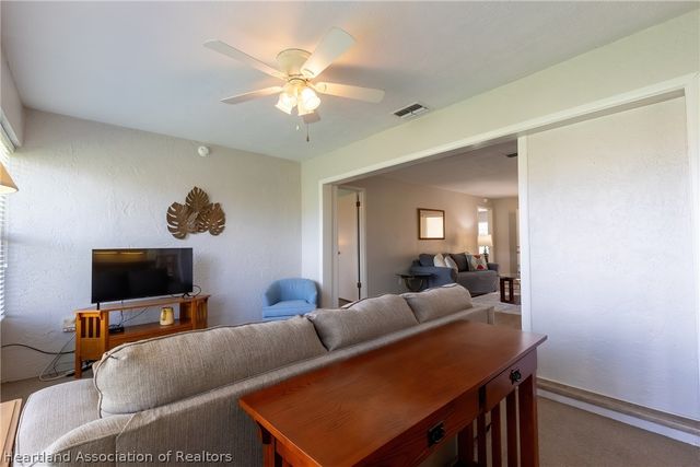 247 Brentwood Drive N, Lake Placid, FL 33852