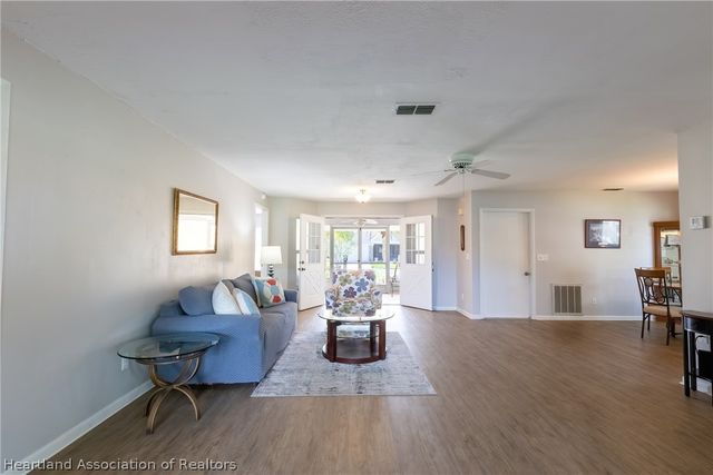 247 Brentwood Drive N, Lake Placid, FL 33852