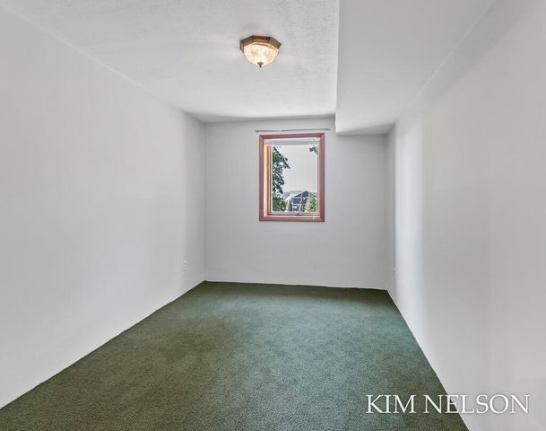 925 S Lake Street, Whitehall, MI 49461