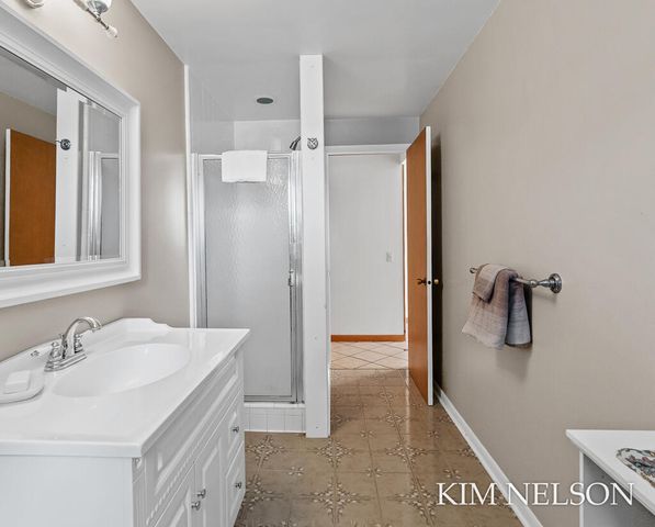 925 S Lake Street, Whitehall, MI 49461