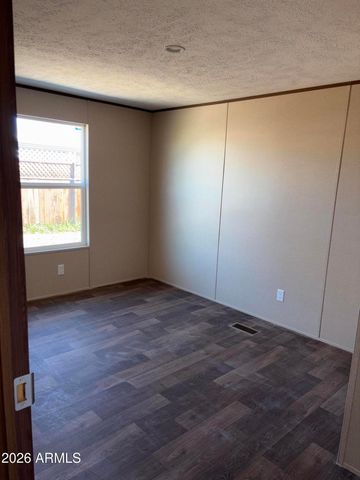 6515 W Sunnyslope Lane, Glendale, AZ 85302