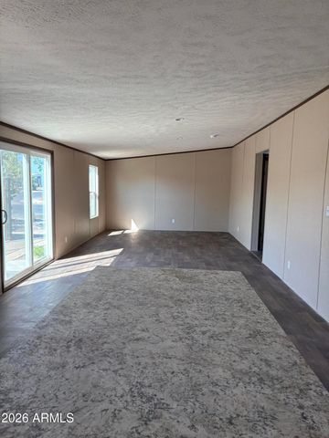 6515 W Sunnyslope Lane, Glendale, AZ 85302