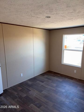 6515 W Sunnyslope Lane, Glendale, AZ 85302