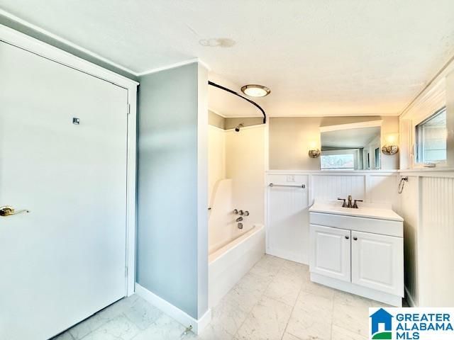 221 W LADIGA STREET, Piedmont, AL 36272