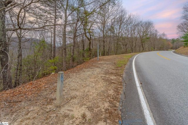 901 Mountain Summit Road, Travelers Rest, SC 29690