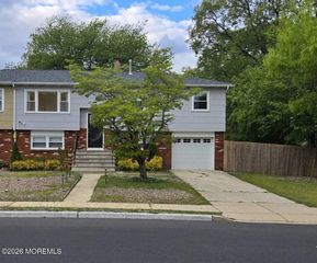 2032 Adams Avenue, Toms River, NJ 08753