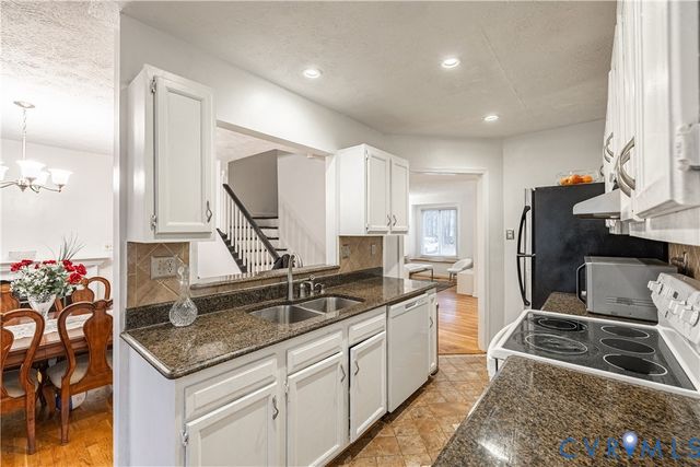 1989 Airy Cir, Henrico, VA 23238