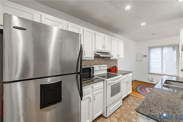 1989 Airy Cir, Henrico, VA 23238