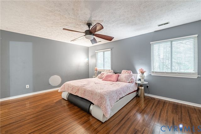 1989 Airy Cir, Henrico, VA 23238