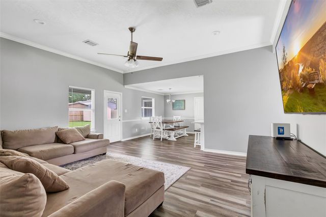 11123 Maple Street, Cleveland, TX 77328