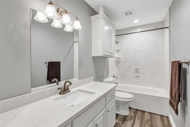11123 Maple Street, Cleveland, TX 77328