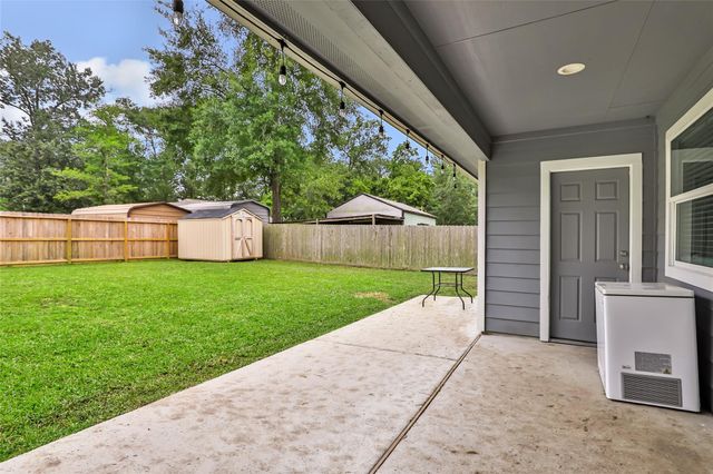 11123 Maple Street, Cleveland, TX 77328