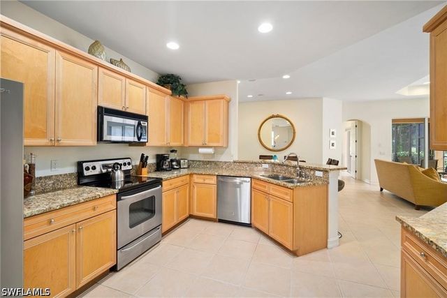 8519 Chase Preserve DR, Naples, FL 34113