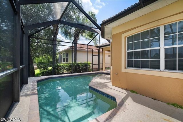 8519 Chase Preserve DR, Naples, FL 34113