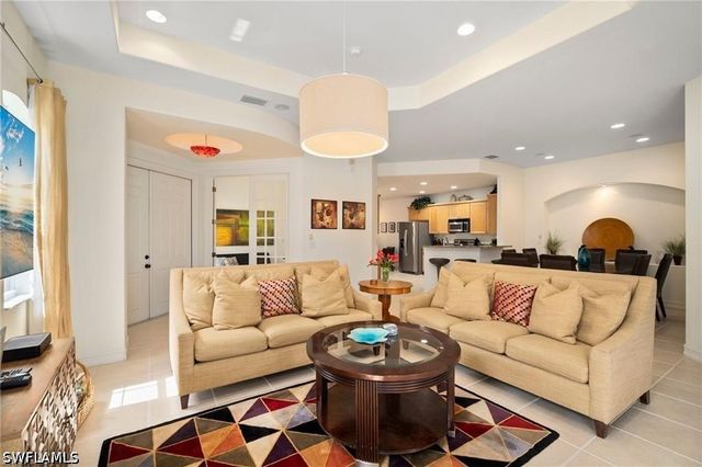 8519 Chase Preserve DR, Naples, FL 34113