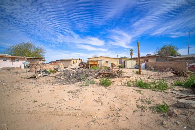 18438 Gadsden St, Gadsden, AZ 85336