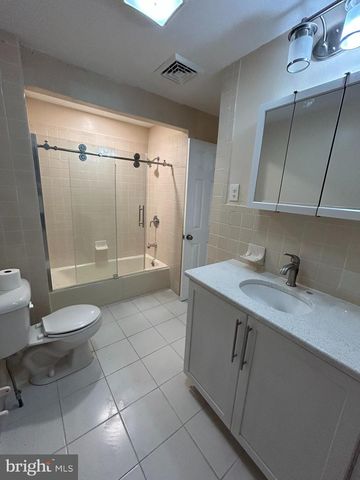 5236 CEDAR AVE, Philadelphia, PA 19143