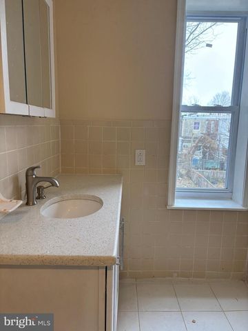 5236 CEDAR AVE, Philadelphia, PA 19143