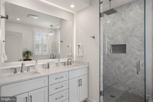 38175 ROBINSONS DR, Rehoboth Beach, DE 19971