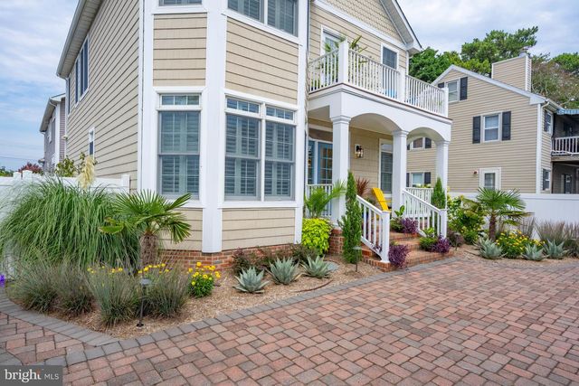 38175 ROBINSONS DR, Rehoboth Beach, DE 19971