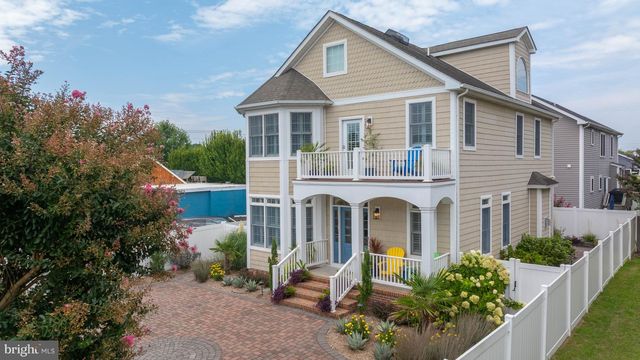 38175 ROBINSONS DR, Rehoboth Beach, DE 19971