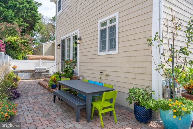 38175 ROBINSONS DR, Rehoboth Beach, DE 19971